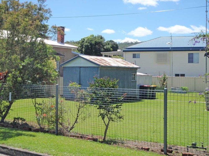 2 Morven Street, Maclean NSW 2463