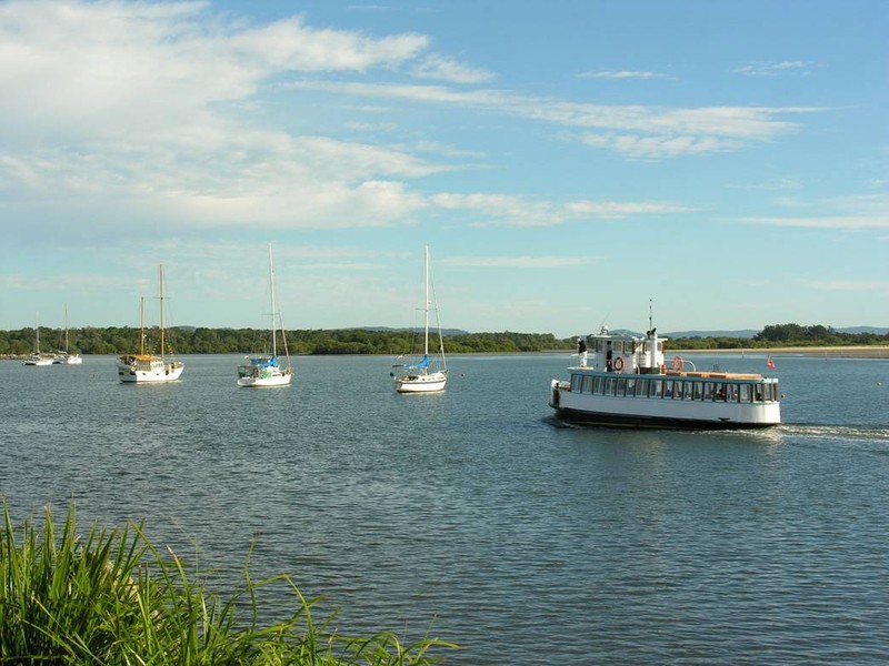 2/14 Harbour Street, Yamba NSW 2464