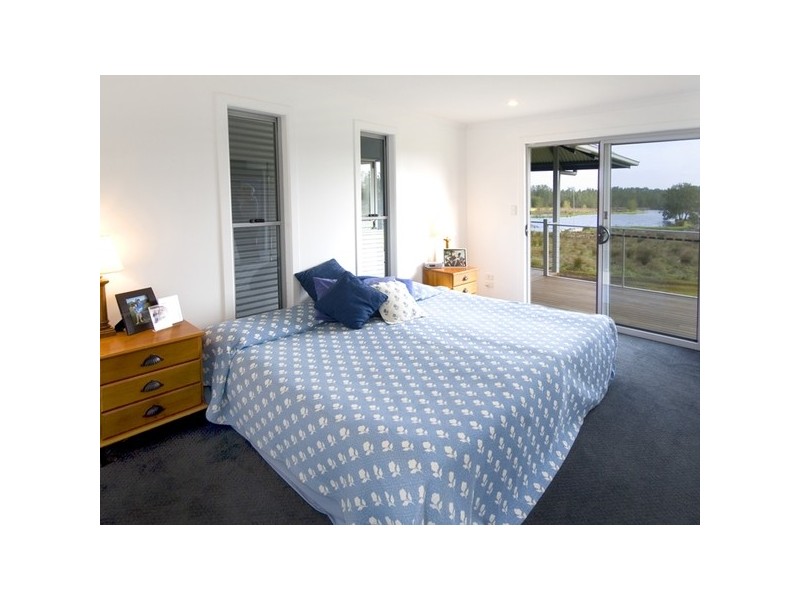 251 Micalo Road, Micalo Island NSW 2464