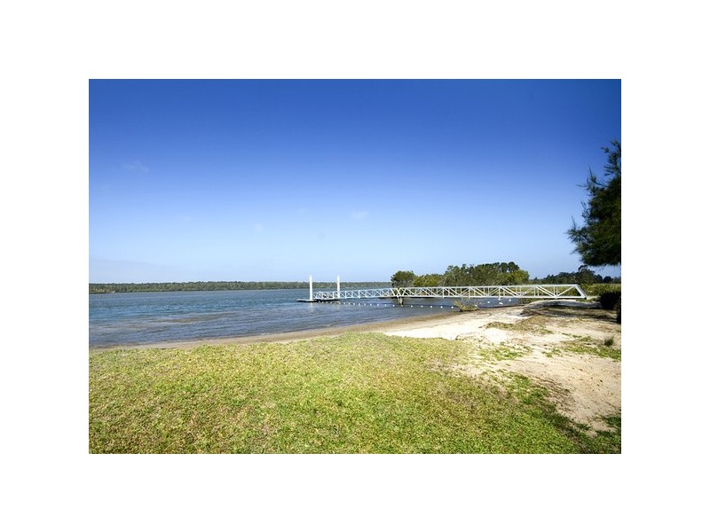 251 Micalo Road, Micalo Island NSW 2464