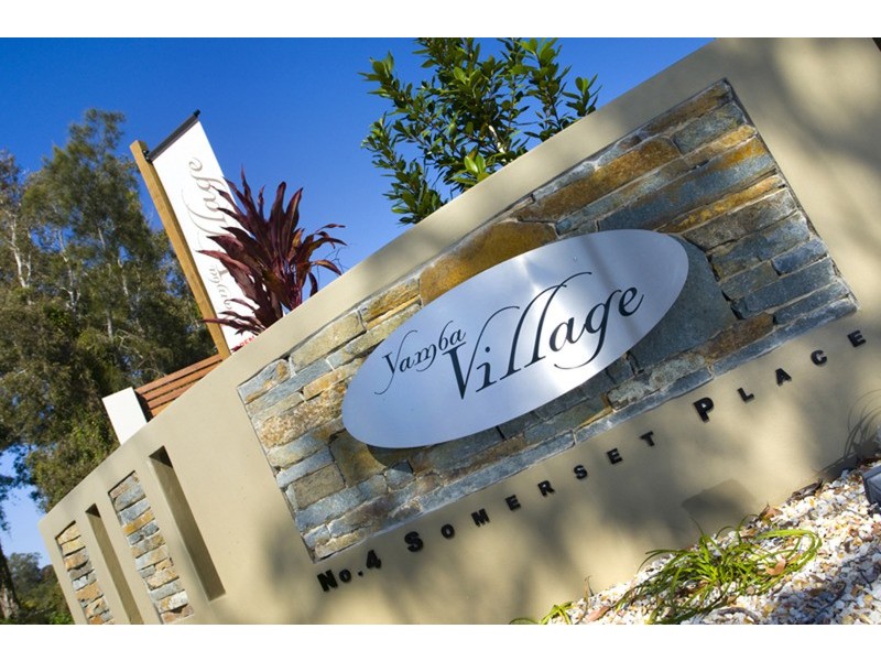 8/4 Somerset Place, Yamba NSW 2464