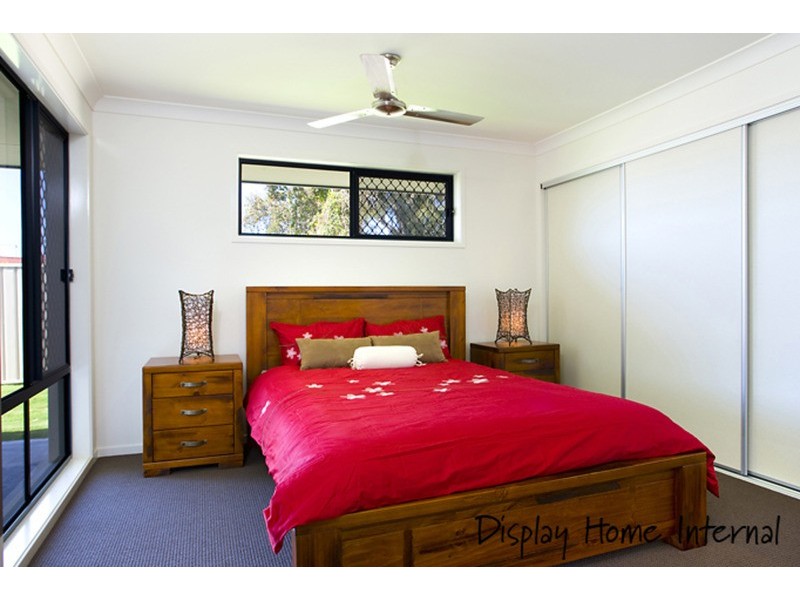 8/4 Somerset Place, Yamba NSW 2464