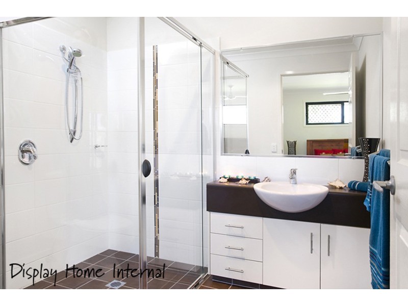 8/4 Somerset Place, Yamba NSW 2464