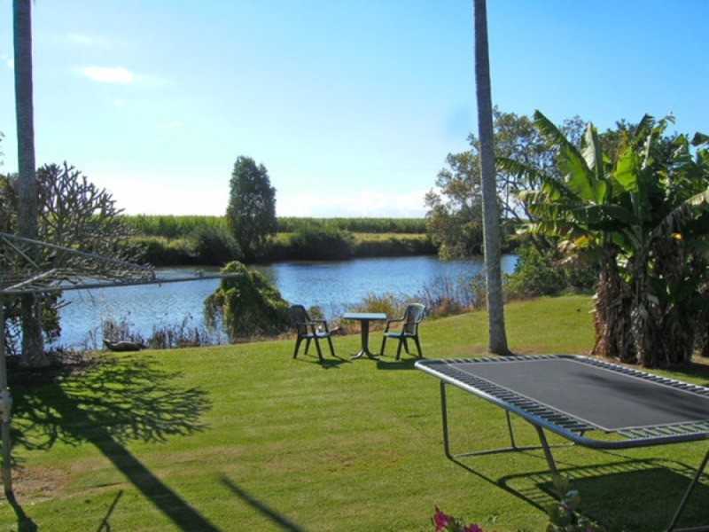 337 South Bank Road, Palmers Island NSW 2463