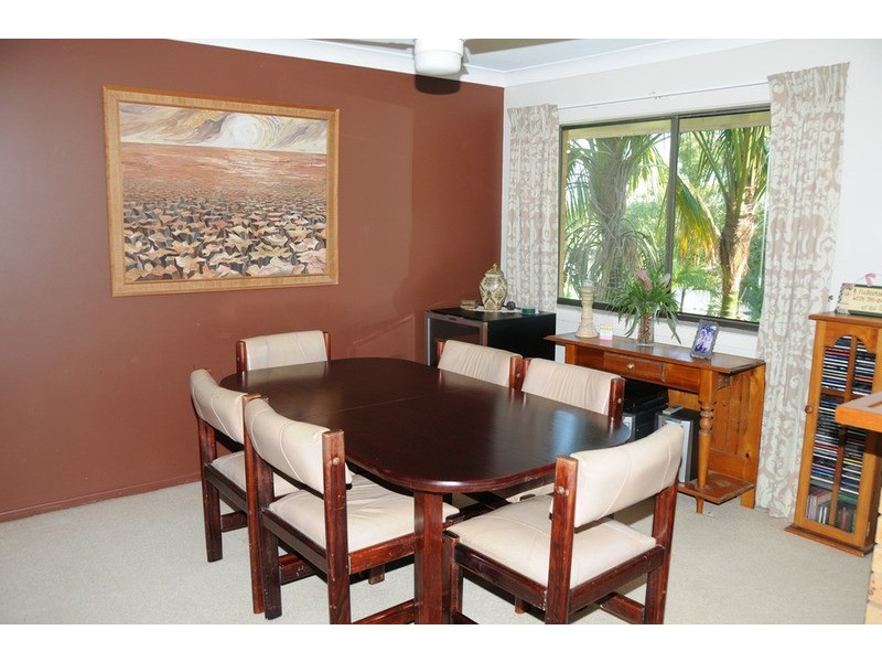 699 Northbank Road, Palmers Island NSW 2463
