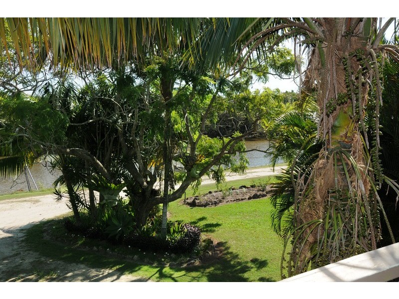 699 Northbank Road, Palmers Island NSW 2463
