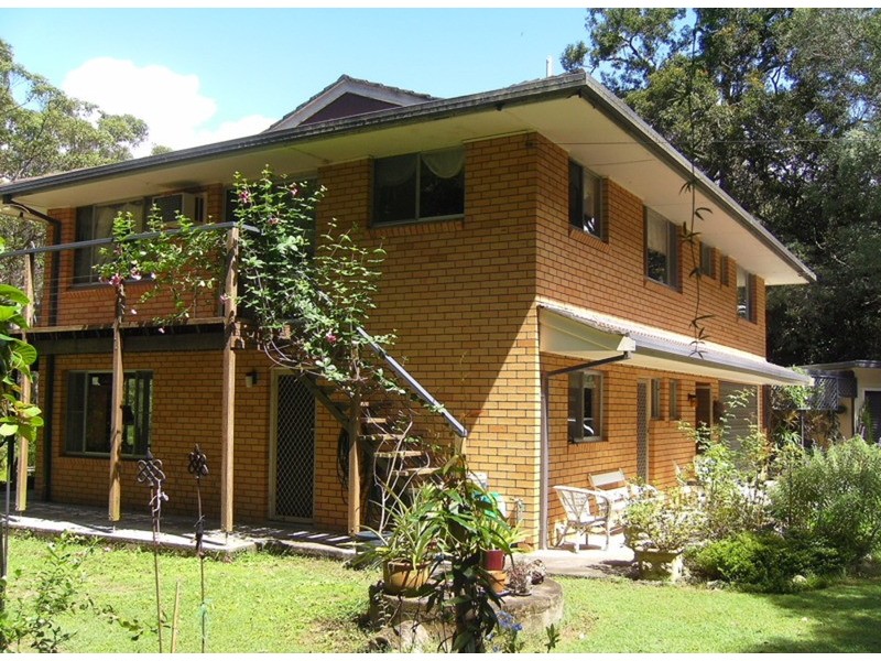 1 Middle Road, Woombah NSW 2469