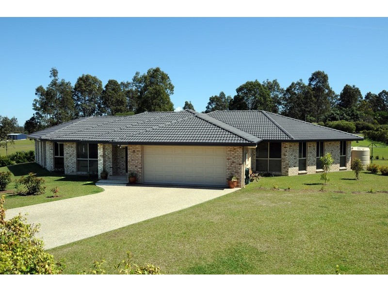 35 Silky Oak Close, Lawrence NSW 2460