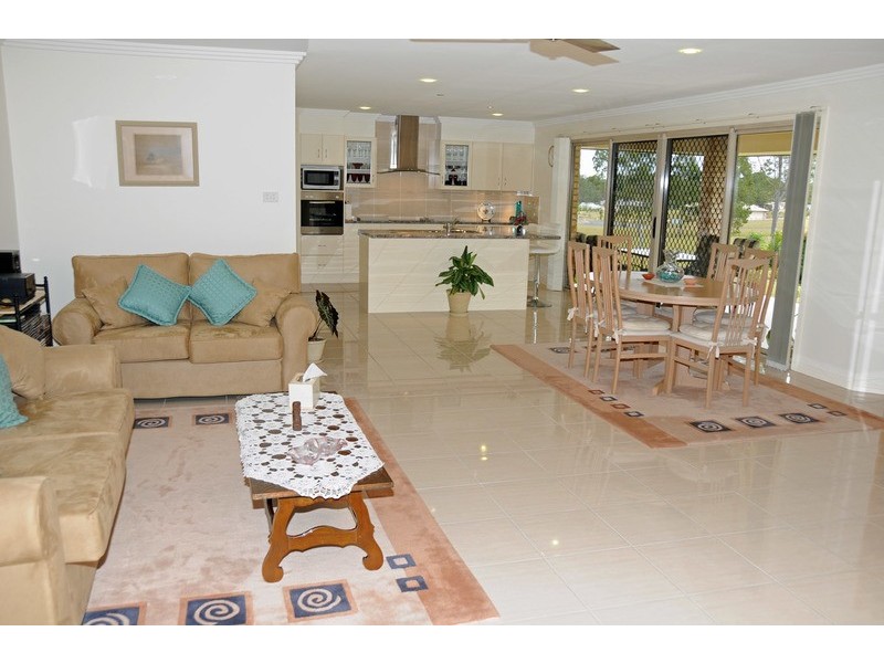 35 Silky Oak Close, Lawrence NSW 2460