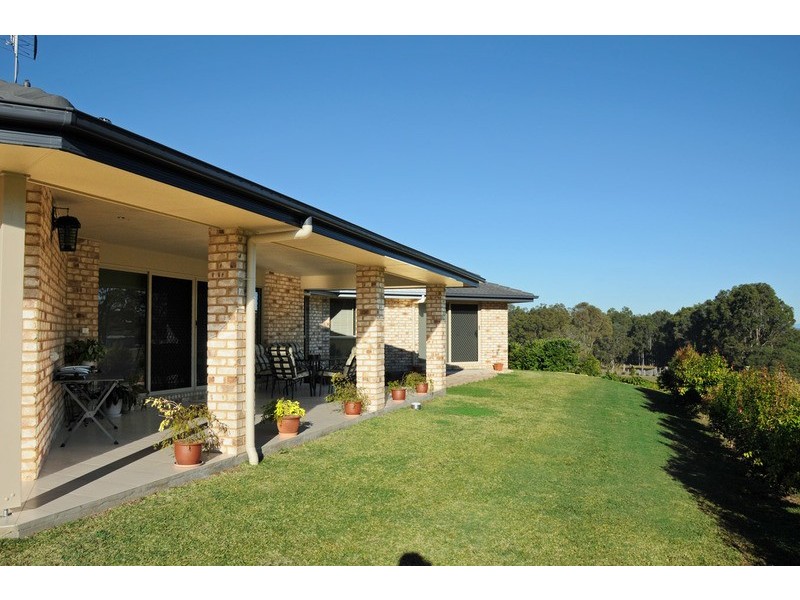 35 Silky Oak Close, Lawrence NSW 2460