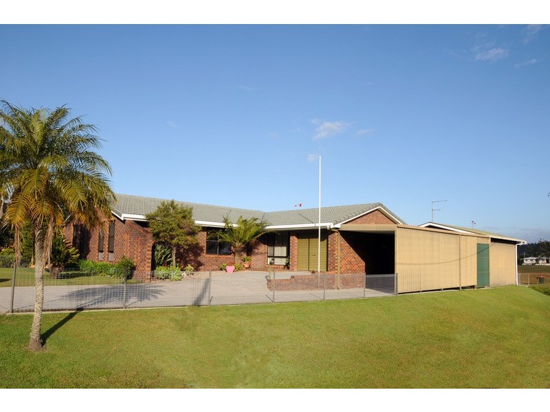 9 Iona Close, Maclean NSW 2463