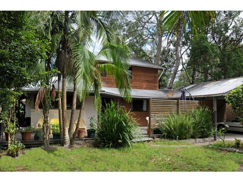 18 Young Street, Wooloweyah NSW 2464