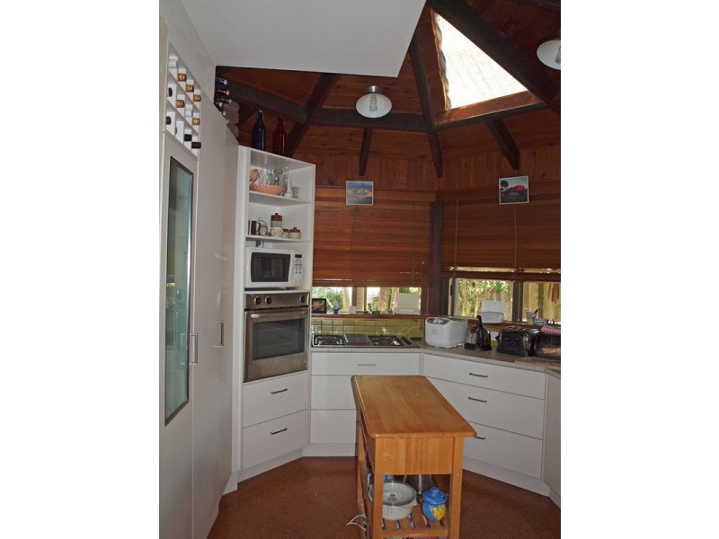 18 Young Street, Wooloweyah NSW 2464