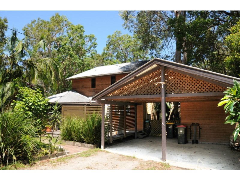 18 Young Street, Wooloweyah NSW 2464