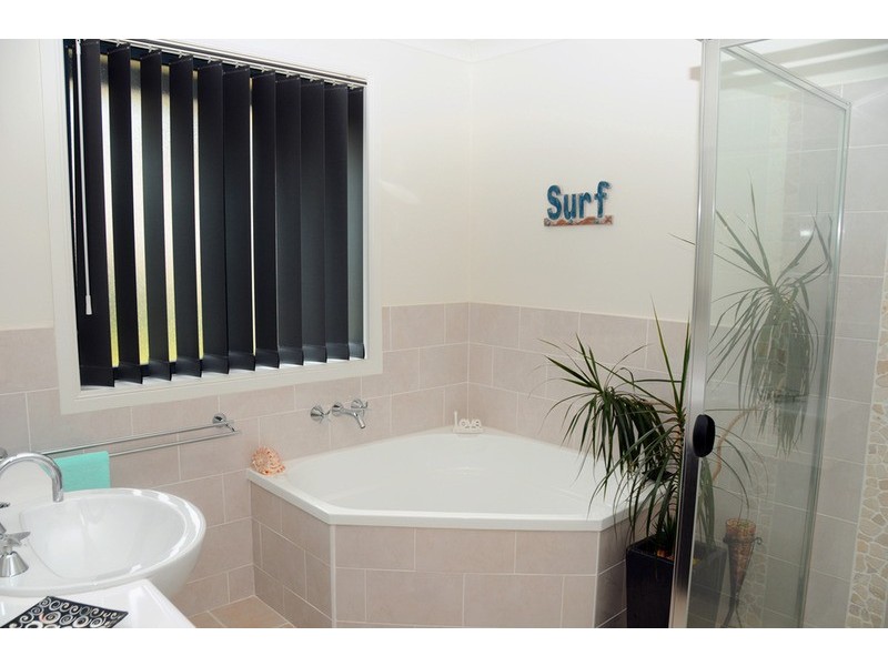 6 Sundew Close, Gulmarrad NSW 2463