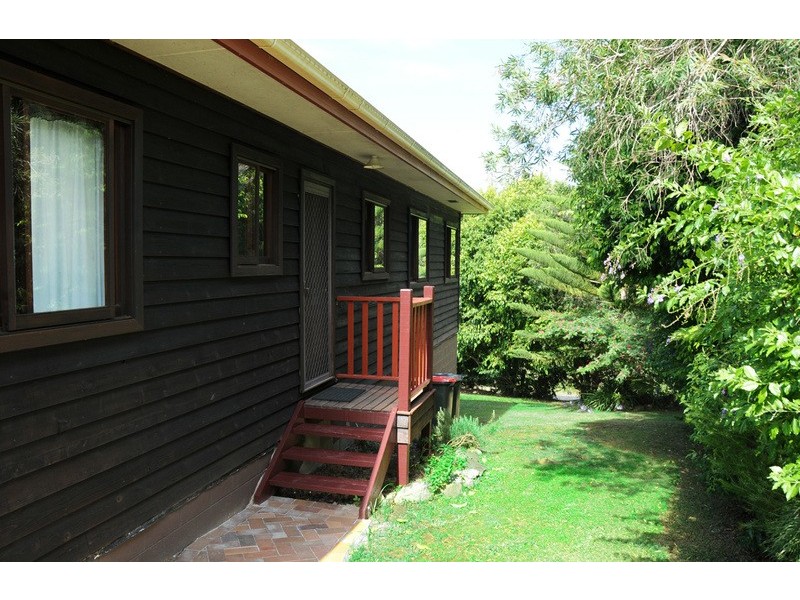 8-10 Mantons Lane, Lawrence NSW 2460