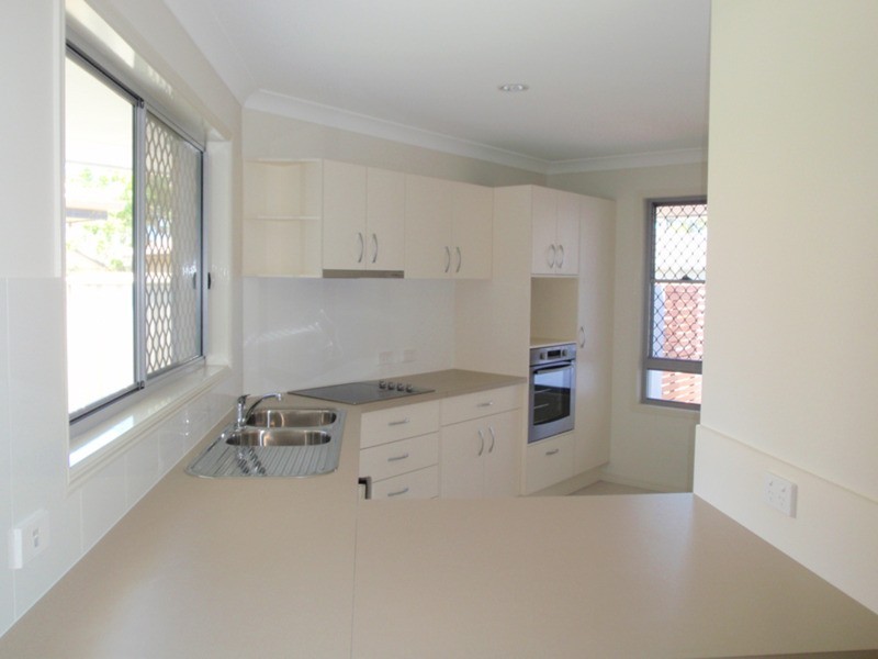 22/4 Somerset  Place, Yamba NSW 2464
