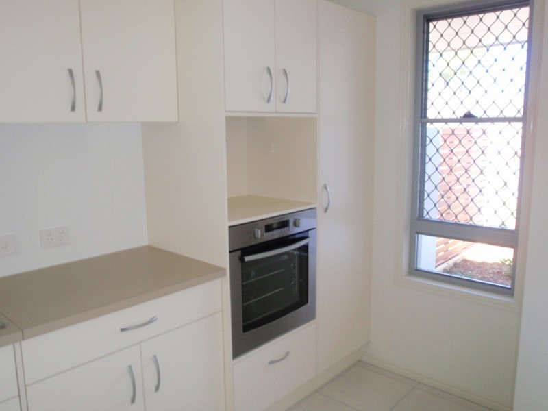 22/4 Somerset  Place, Yamba NSW 2464