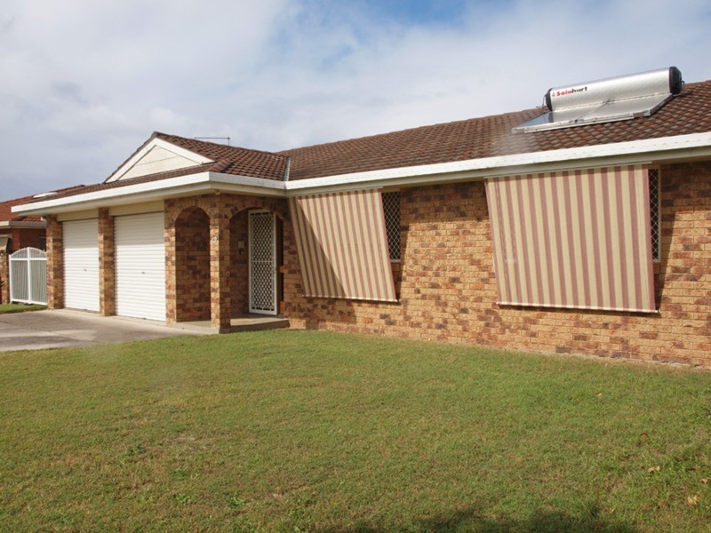 12 Acacia  Circuit, Yamba NSW 2464