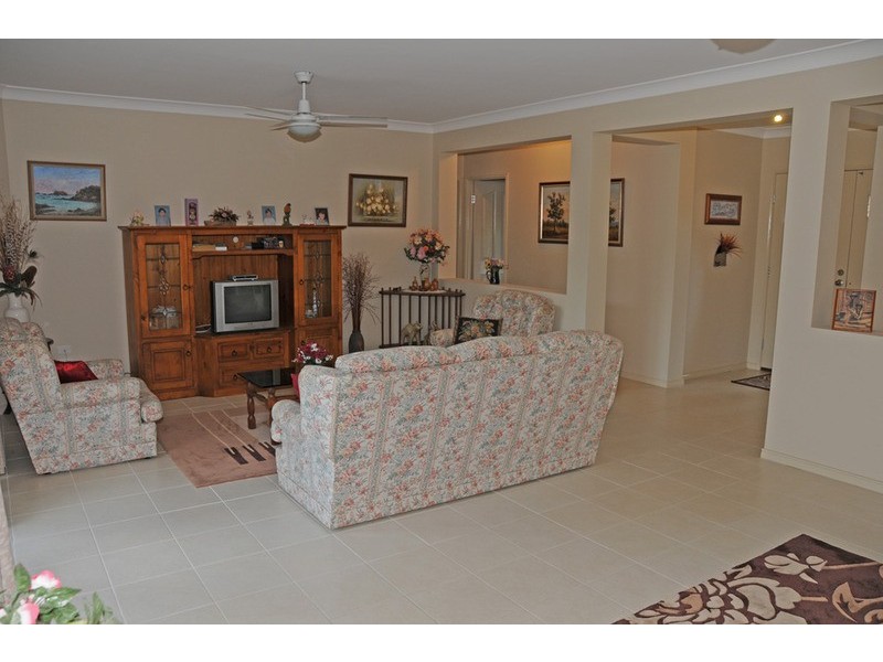 12 Parklands  Drive, Gulmarrad NSW 2463