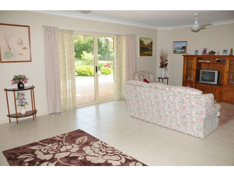 12 Parklands  Drive, Gulmarrad NSW 2463