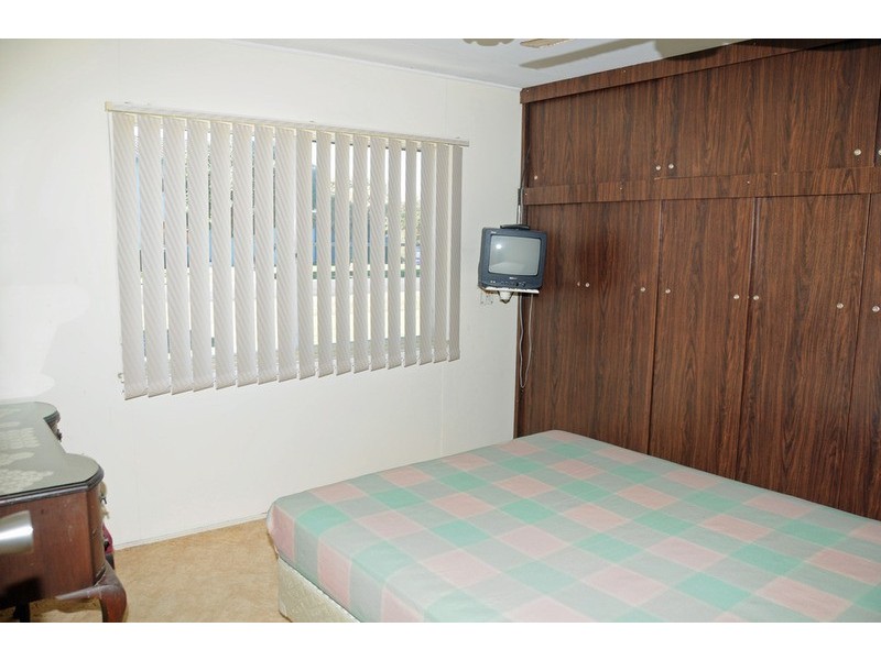 16 Honeysuckle Street, Brooms Head NSW 2463