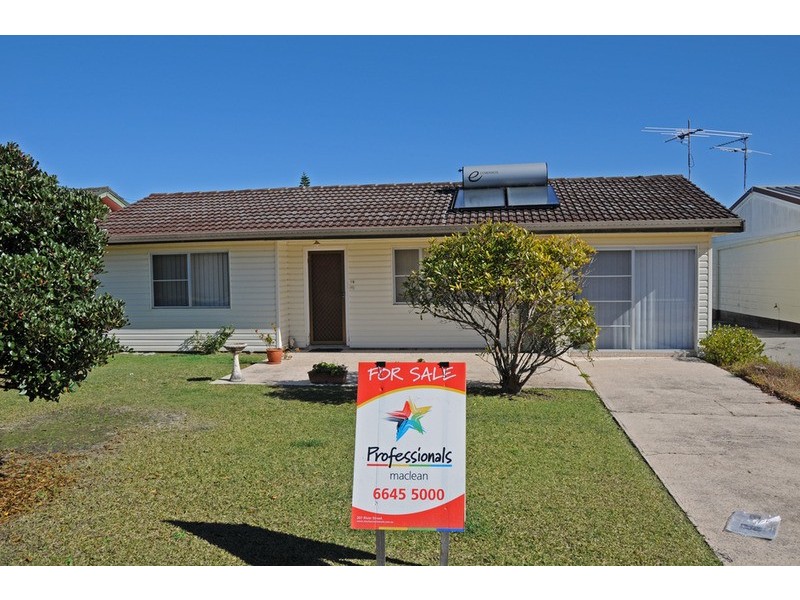 16 Honeysuckle Street, Brooms Head NSW 2463