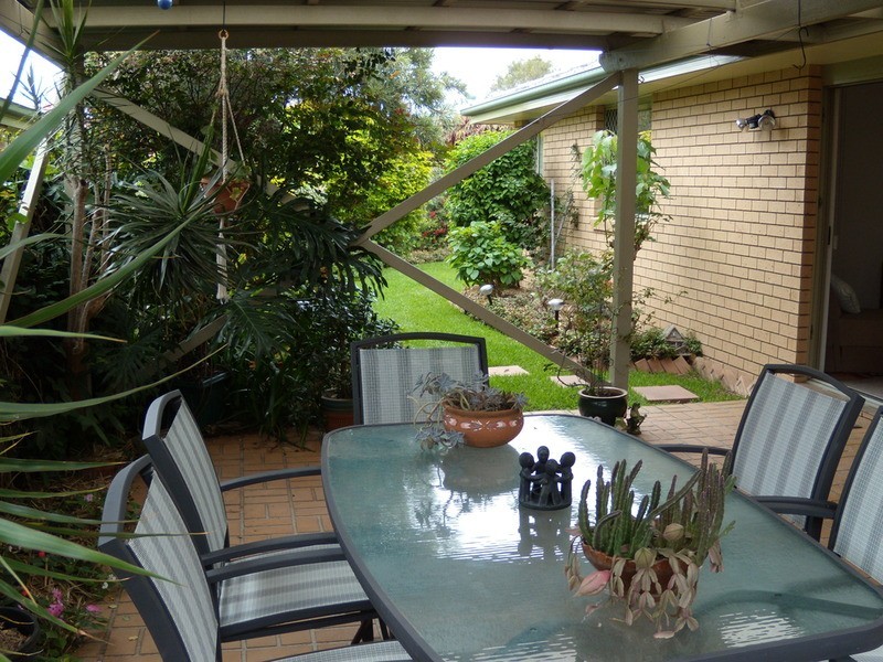 6 Blue Water Court, Yamba NSW 2464