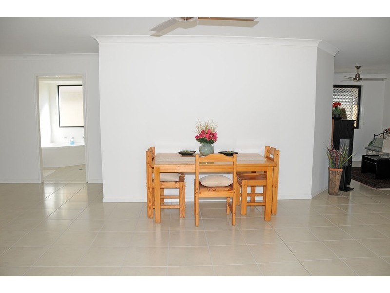 19/4 Somerset Place, Yamba NSW 2464