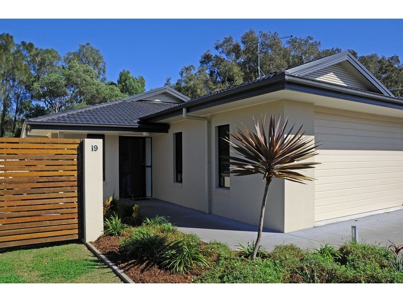 19/4 Somerset Place, Yamba NSW 2464