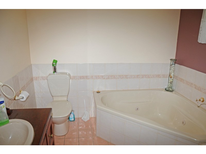 64 River Street, Brushgrove NSW 2460