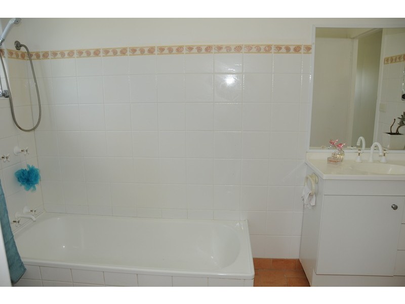 1 Dalley  Street, Palmers Island NSW 2463