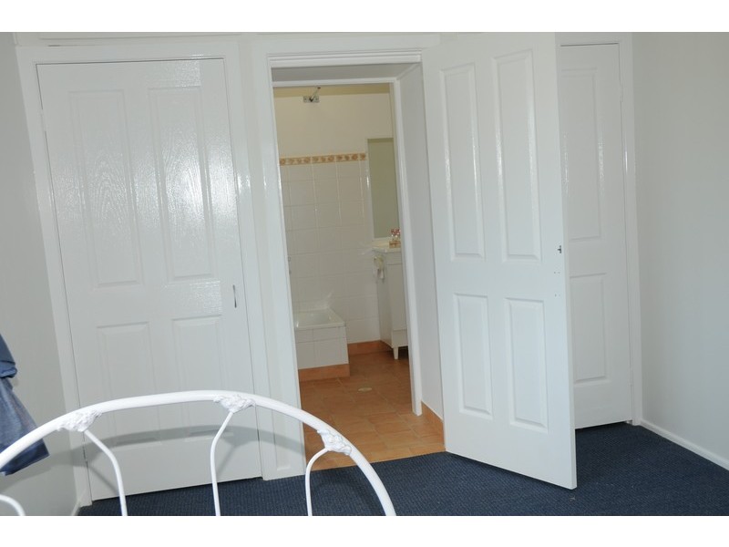 1 Dalley  Street, Palmers Island NSW 2463