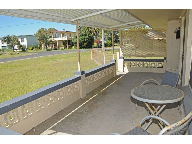 4 Heath Street, Brooms Head NSW 2463