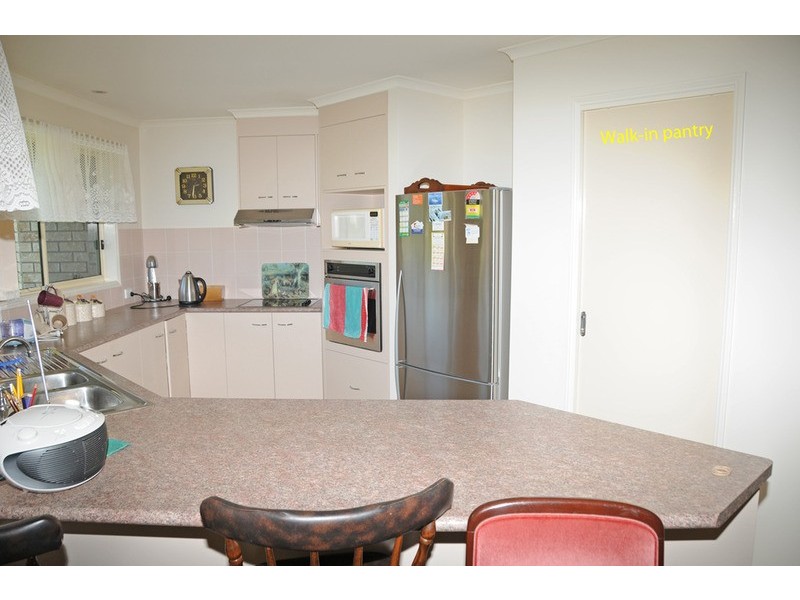 2 Quarrion Place, Gulmarrad NSW 2463