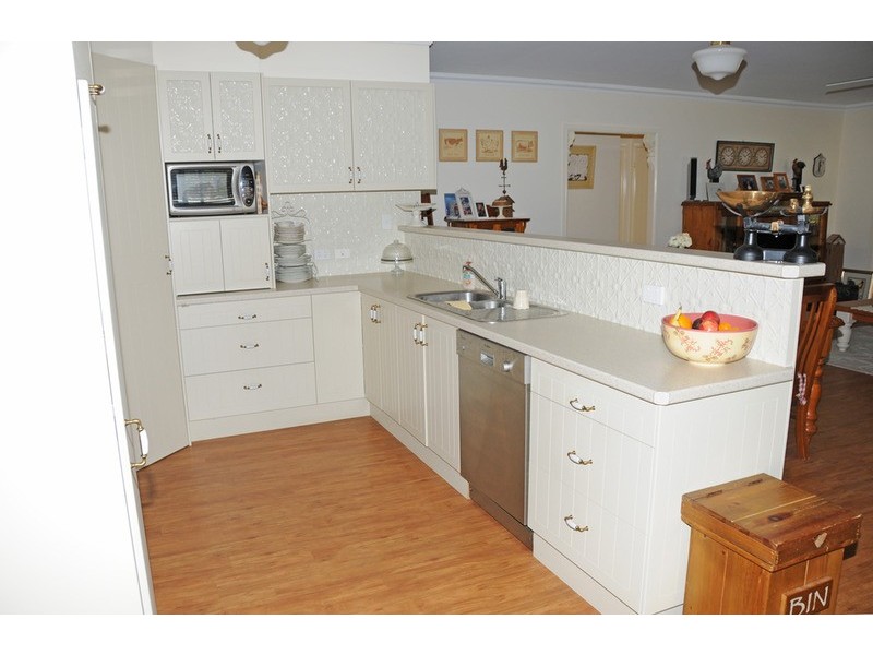 10 Albert Place, Gulmarrad NSW 2463