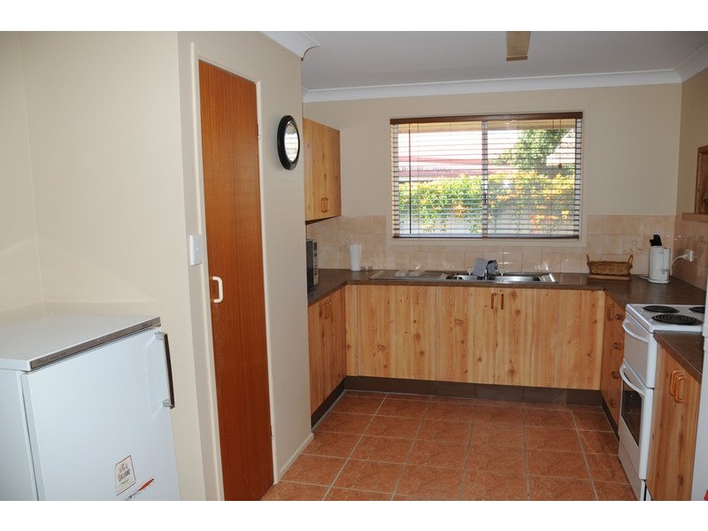 2/13 Roseland Avenue, Yamba NSW 2464