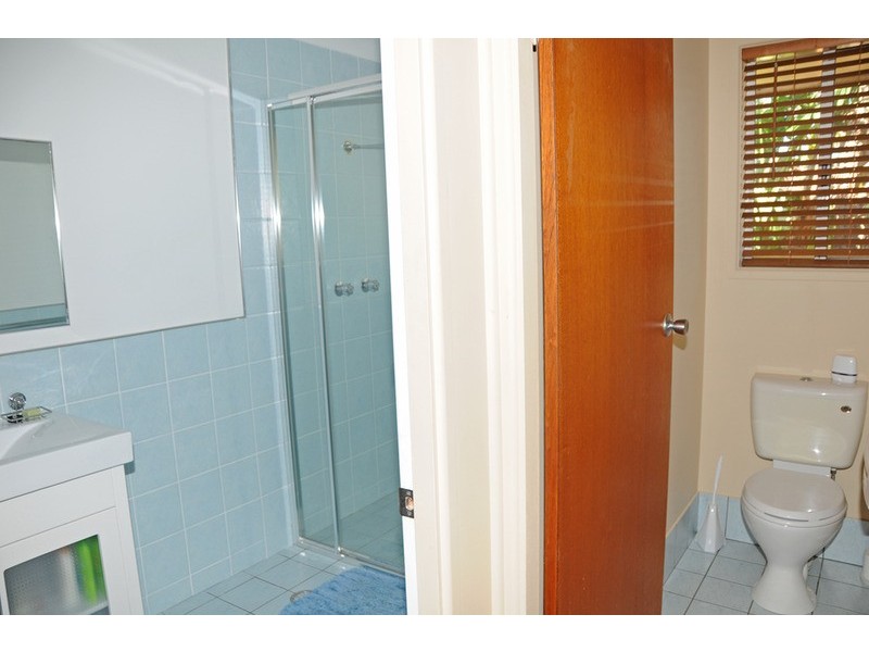 2/13 Roseland Avenue, Yamba NSW 2464