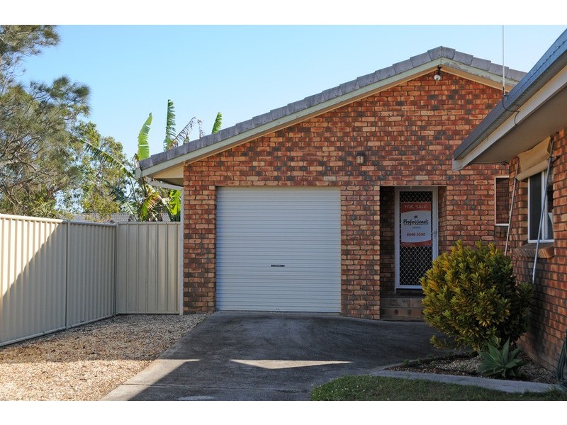 2/13 Roseland Avenue, Yamba NSW 2464