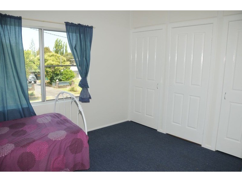 1 Dalley Street, Palmers Island NSW 2463