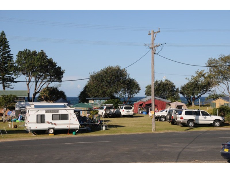 90 Ocean Street, Brooms Head NSW 2463