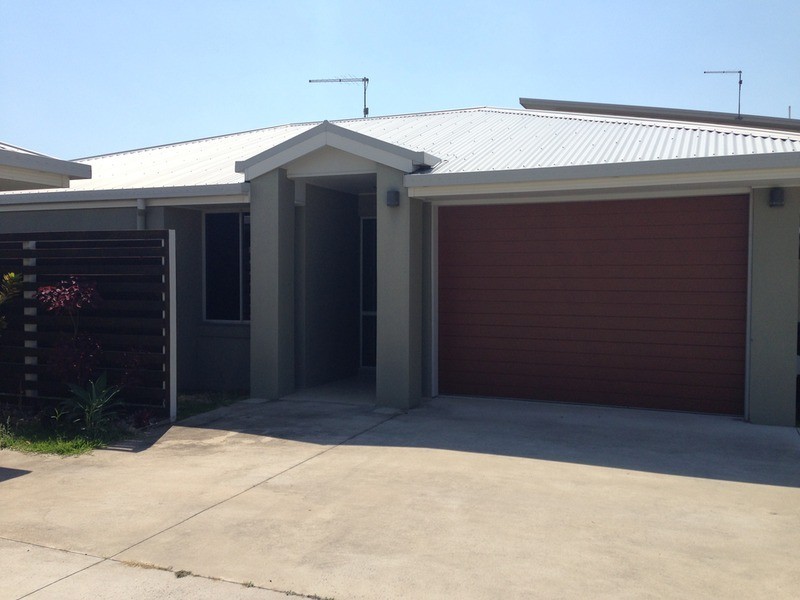 2/6 Bessy Close, Yamba NSW 2464