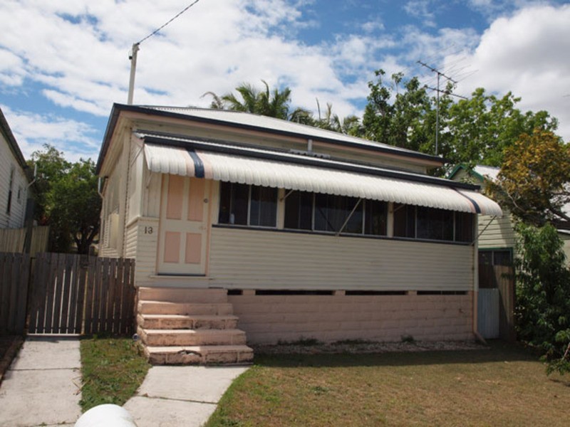 13 Oban Street, Maclean NSW 2463