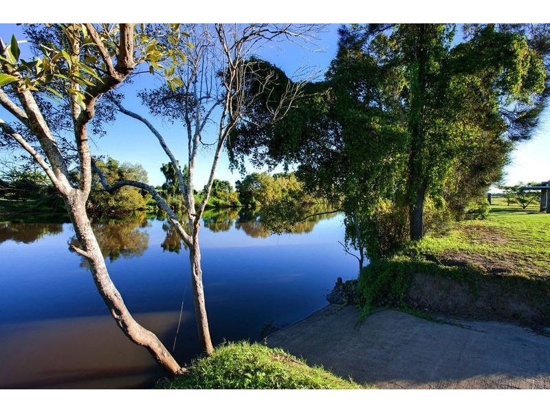 9 South Bank Road, Palmers Channel NSW 2463