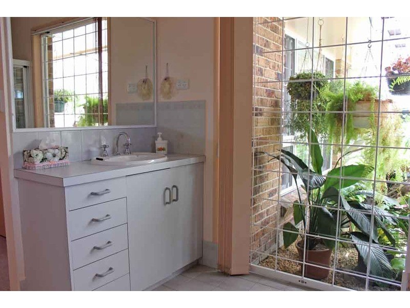 8 Amber Close, Townsend NSW 2463