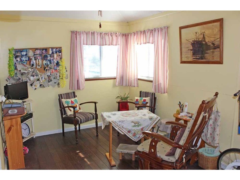 7 Beach Street, Yamba NSW 2464