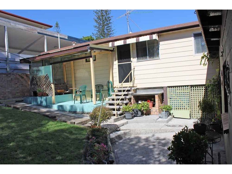 7 Beach Street, Yamba NSW 2464