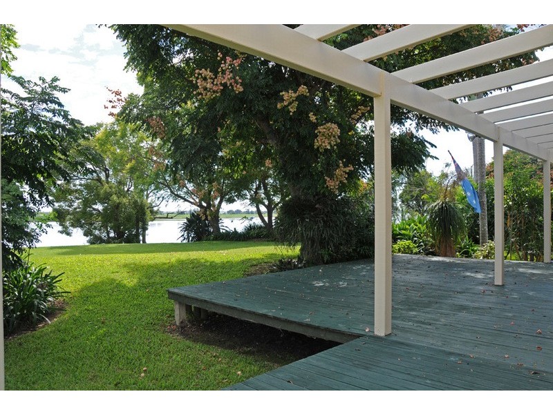 19 Lynhaven Crescent, Ulmarra NSW 2462