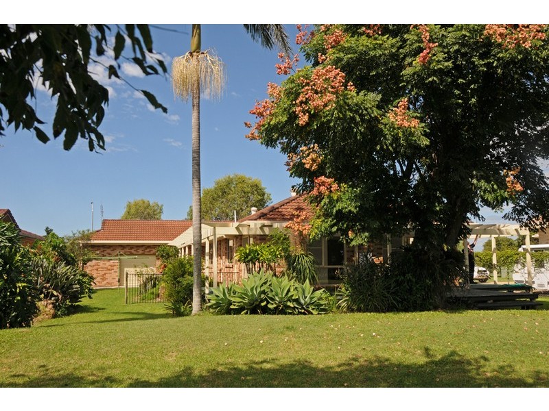 19 Lynhaven Crescent, Ulmarra NSW 2462