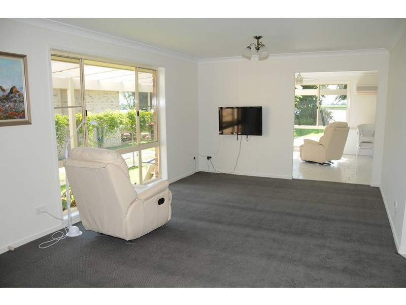 19 Lynhaven Crescent, Ulmarra NSW 2462